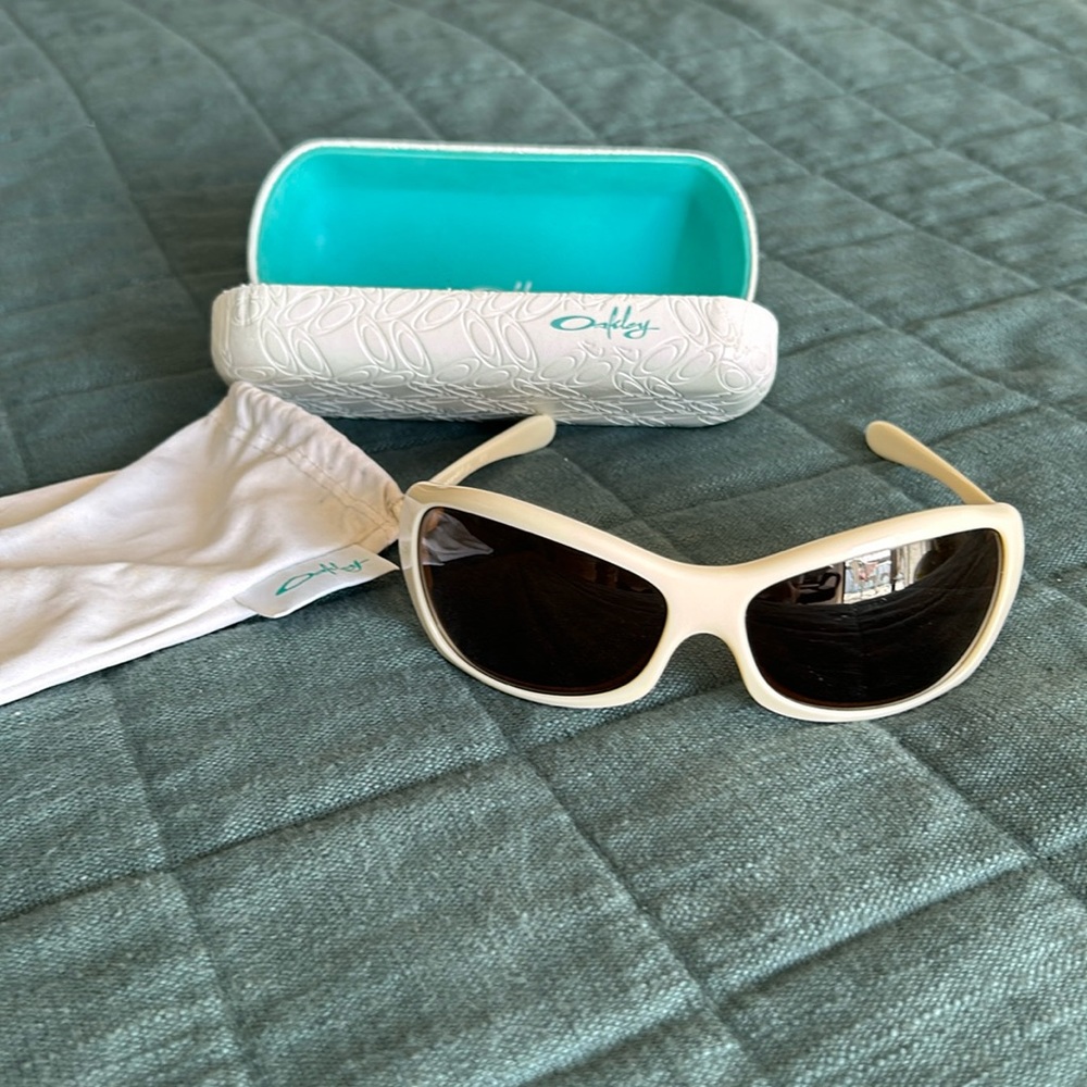 Oakley Women's White Frame Sunglasses with Black Lenses